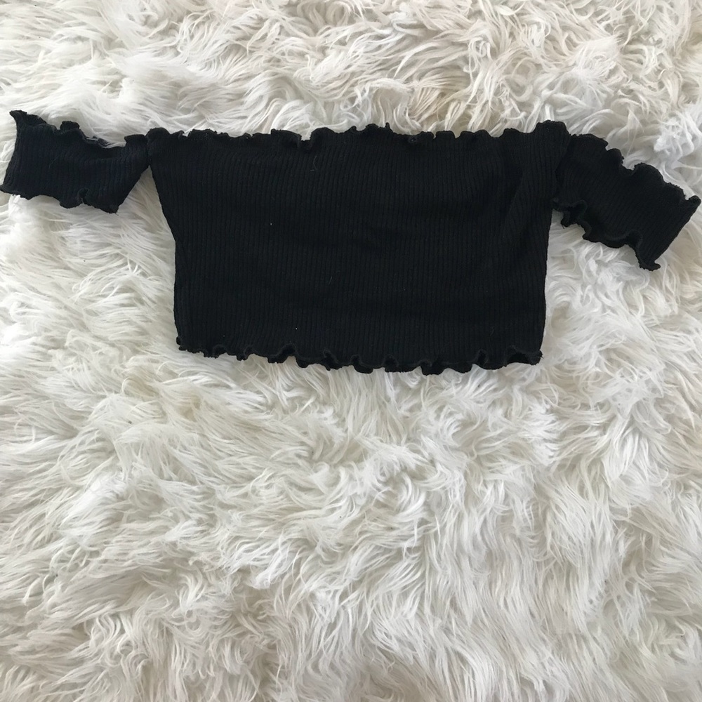 Fashion Nova black crop top